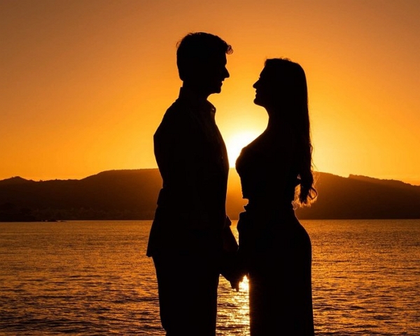 1687284803_bogatyr-club-p-para-na-rassvete-foni-vkontakte-2